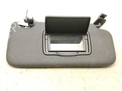 Used Right sun visor Right sun visor 37019110 37019110