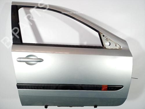 Used Right front door RENAULT LAGUNA II (BG0/1_) 1.9 dCi (BG08, BG0G) (120 hp) 18370572