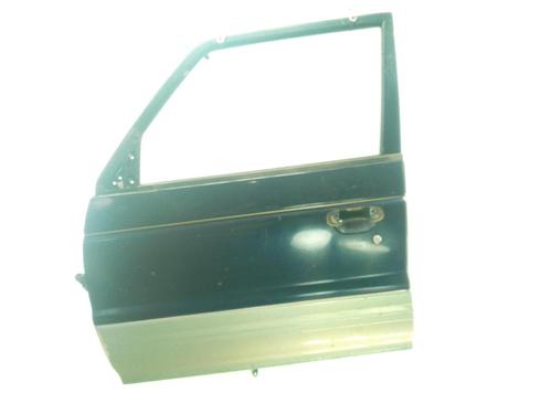 Used Left front door MITSUBISHI PAJERO II (V3_W, V2_W, V4_W, V5_W) 2.8 TD (V46W, V26W) (125 hp) 30410576