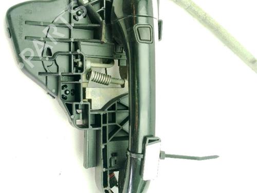 Maneta interior trasera derecha MERCEDES-BENZ M-CLASS (W164) ML 420 CDI 4-matic (164.128) (306 hp) 33191805