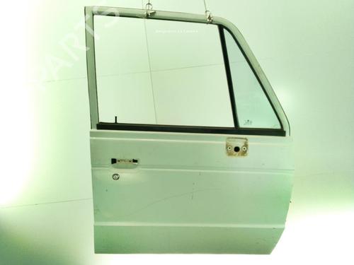 Used Right front door HYUNDAI GALLOPER II (JK-01) 2.5 TD intercooler (99 hp) 24121858