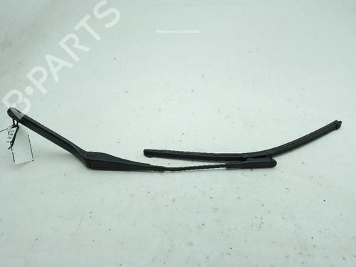 Used Front windshield wiper arm BMW 1 (E87) 118 d (122 hp) 19151795
