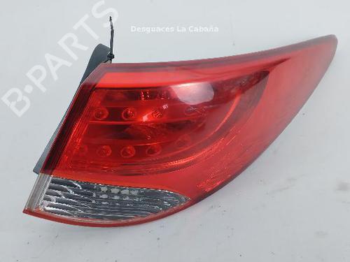 Used Right taillight HYUNDAI ix35 (LM, EL, ELH) 1.7 CRDi (116 hp) 31990298