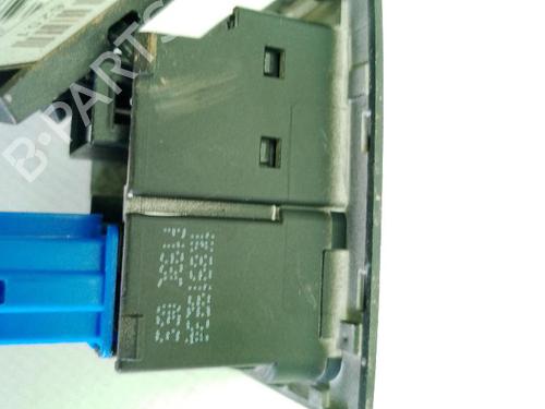Warning switch VW SCIROCCO III (137, 138) 2.0 TDI | BP39580251I22 - Image 3