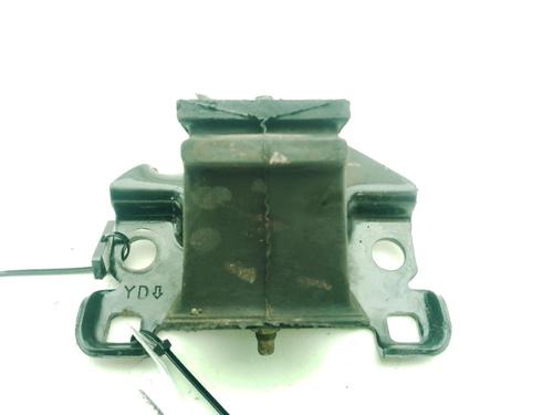 Used Engine mount NISSAN NAVARA NP300 (D40) 2.5 dCi 4WD (171 hp) 30747459