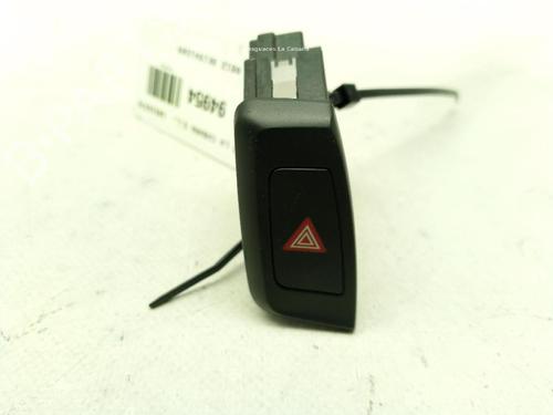 Used Warning switch Warning switch AUDI A4 B8 (8K2) 2.0 TDI (143 hp) 35943599 35943599
