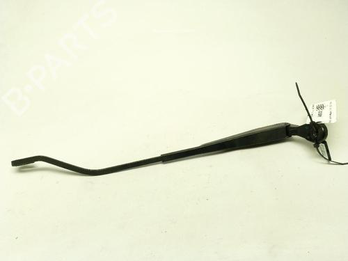 Used Front windshield wiper arm Front windshield wiper arm 38060429 38060429