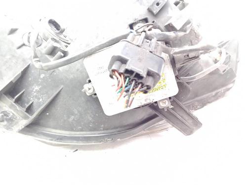 Right headlight MITSUBISHI OUTLANDER II (CW_W) 2.2 DI-D 4WD | BP29350631C29 