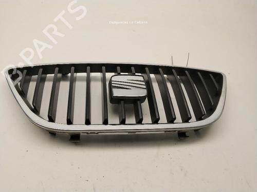Used Grille Grille SEAT IBIZA IV (6J5, 6P1) 1.6 TDI (105 hp) 39739563 39739563
