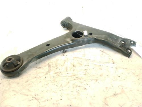 Right front suspension arm TOYOTA PRIUS Liftback (_W2_) 1.5 Hybrid (NHW20_, NHW20R) | BP28350969M13 