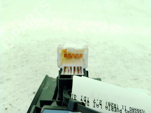 Right front window switch NISSAN TERRANO II (R20) 2.7 TDi 4WD | BP29350833I26 
