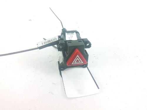 Used Warning switch Warning switch HYUNDAI i30 (PDE, PD, PDEN) 1.0 T-GDI (120 hp) 18367155 18367155