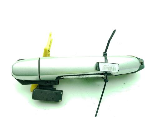 rear-left-exterior-door-handle-toyota-rav-4-iii-_a3_-2005-2006-2007-2008-2009-2010-2011-2012-2013-2014-30506957 main image