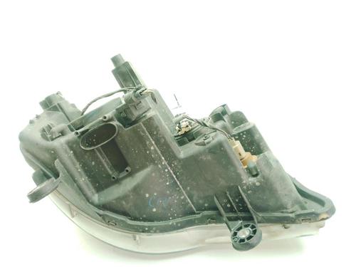 Left headlight CHRYSLER GRAND VOYAGER V (RT) 2.8 CRD | BP31583506C28