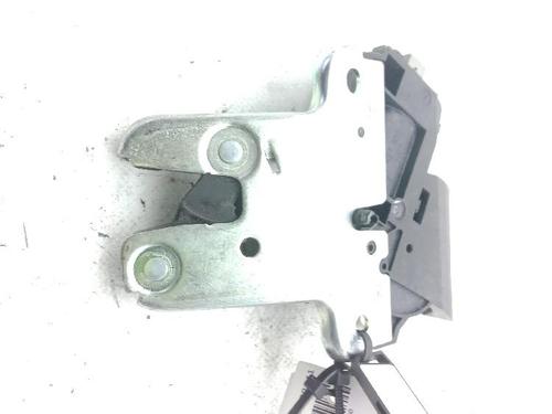 Used Tailgate lock AUDI A4 B8 (8K2) 2.0 TDI (143 hp) 24044941