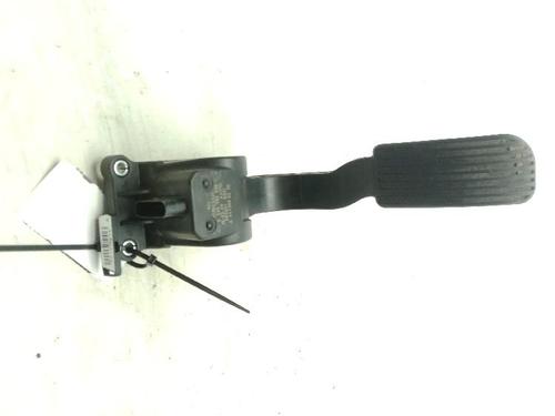 Pedal Pedal MERCEDES-BENZ SPRINTER 3,5-t Van (B906) 314 CDI (906.631, 906.633, 906.635, 906.637) (143 hp) 36031221 36031221
