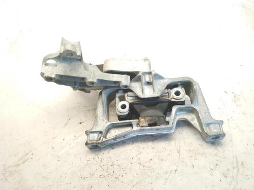 Used Engine mount MERCEDES-BENZ B-CLASS Sports Tourer (W246, W242) B 180 CDI / d (246.212) (109 hp) 24970288