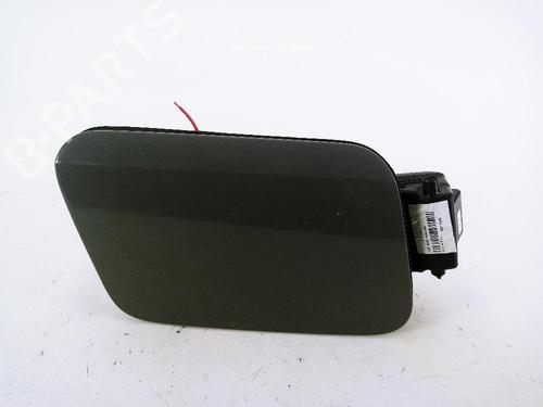 fuel-flap-audi-q2-gab-gag-2016-24042336 main image