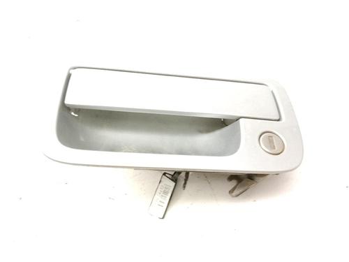 Used Tailgate handle Tailgate handle 38615806 38615806