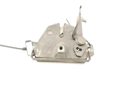 Used Hood lock Hood lock MITSUBISHI PAJERO CLASSIC (V2_W, V6_W, V7_W) 2.5 TD (V24W) (115 hp) 40218612 40218612