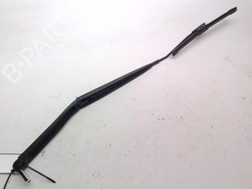 front-windshield-wiper-arm-renault-clio-iv-bh_-2012-2013-2014-2015-2016-2017-2018-2019-2020-2021-24049592 main image