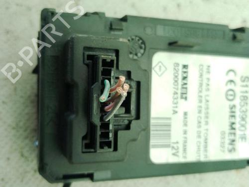 Card reader RENAULT MEGANE II Saloon (LM0/1_) 1.9 dCi (LM0G, LM1G, LM2C) | BP27534408E4 - Image 2