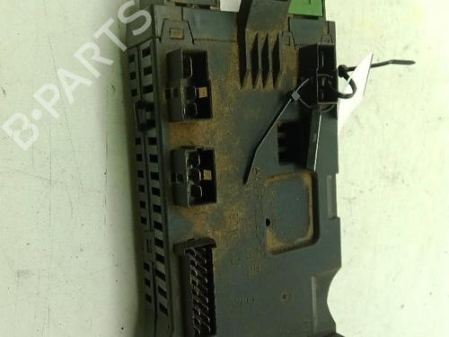 Used Fuse box Fuse box MERCEDES-BENZ VITO Van (W638) 108 CDI 2.2 (638.094) (82 hp) 33871649 33871649