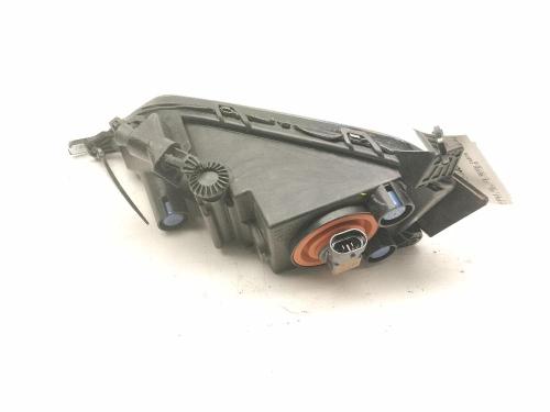 Left front fog light SKODA FABIA IV (PJ3) 1.0 TSI | BP40560399C30 - Image 2