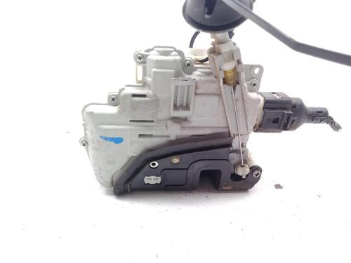 Front left lock SEAT EXEO ST (3R5) 2.0 TDI | BP26195112C98 