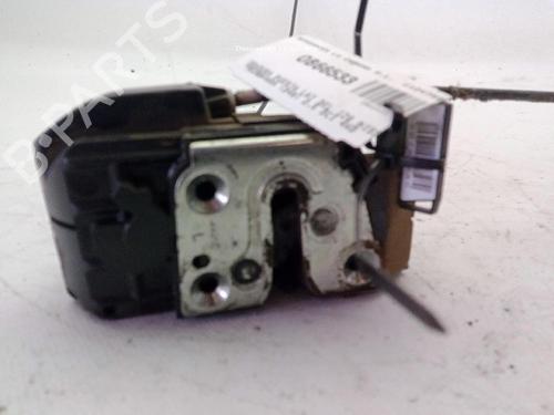 Used Front left lock NISSAN NAVARA NP300 (D40) 2.5 dCi 4WD (174 hp) 28350981