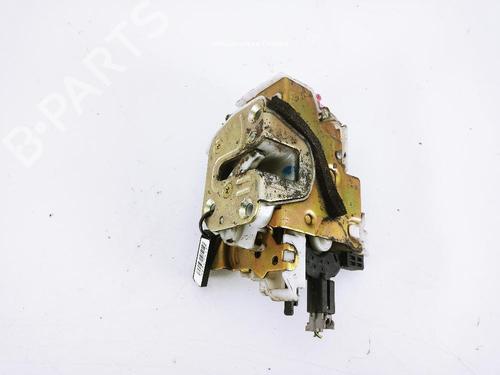 Used Rear left lock NISSAN PICK UP (D22) 2.5 dCi 4WD (133 hp) 31989977