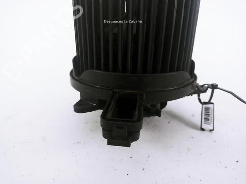 Heater blower motor RENAULT LATITUDE (L70_) 2.0 dCi 150 (L70H) | BP31990246M62