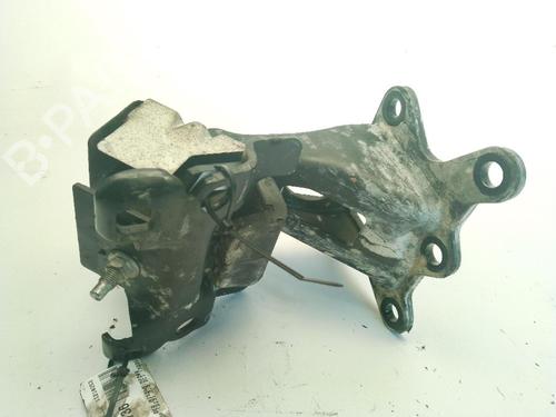 Used Engine mount NISSAN NAVARA NP300 Pickup (D23, D23T) 2.3 dCi (D231) (163 hp) 24545977