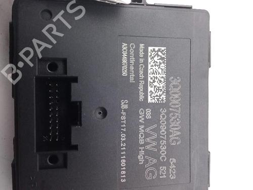 Used Electronic module Electronic module AUDI Q3 (F3B) 2.5 RS TFSI quattro (400 hp) 18371659 18371659