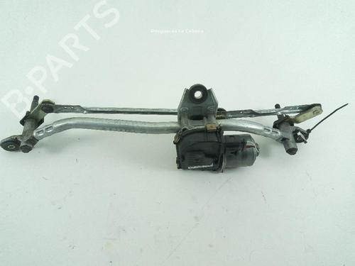 Used Front wiper motor Front wiper motor VOLVO XC40 (536) T3 (163 hp) 31826443 31826443