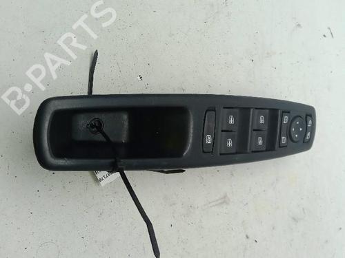 Used Left front window switch Left front window switch RENAULT SCÉNIC III (JZ0/1_) 1.2 TCe (JZ16) (132 hp) 33905440 33905440