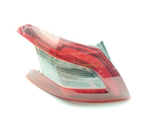 Venstre Baklys PEUGEOT 308 II (LB_, LP_, LW_, LH_, L3_) 1.6 HDi 100 (99 hp) 30871904