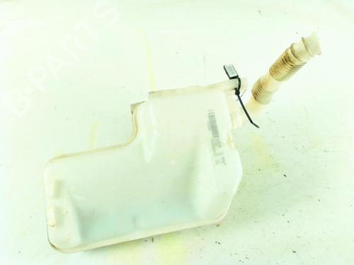 Used Windscreen washer tank SEAT LEON (KL1, KLG) 1.5 TSI (131 hp) 25597602