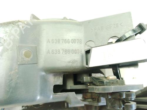 Front left interior door handle MERCEDES-BENZ VITO Bus (W638) 110 CDI 2.2 (638.194) | BP27889382I13 