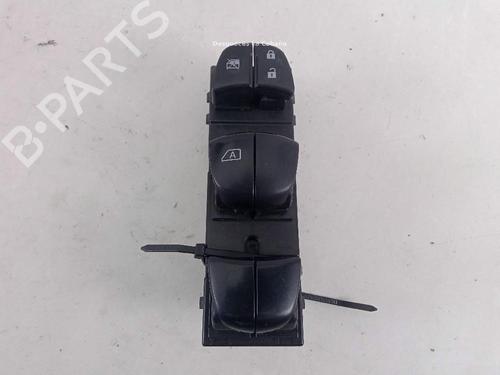 Used Left front window switch NISSAN LEAF (ZE0) Electric (109 hp) 18889887