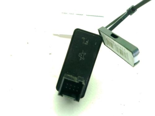 Right front window switch IVECO DAILY VI Platform/Chassis 35S14, 35S15, 35C15, 40S14, 40C15, 50C15, 60C5, 65C15,... | BP35800184I26 - Image 3