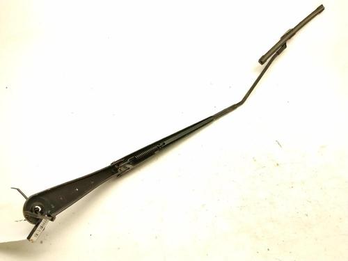 Used Front windshield wiper arm Front windshield wiper arm 38190057 38190057