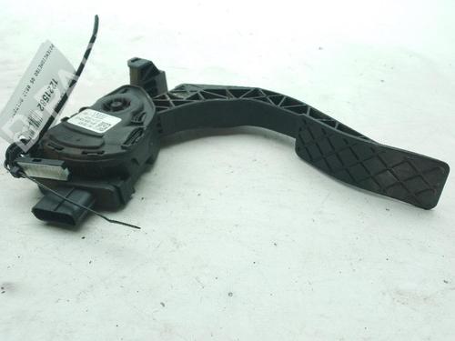 pedal-audi-q5-8rb-2008-2009-2010-2011-2012-2013-2014-2015-2016-2017-2018-2019-24046688 main image