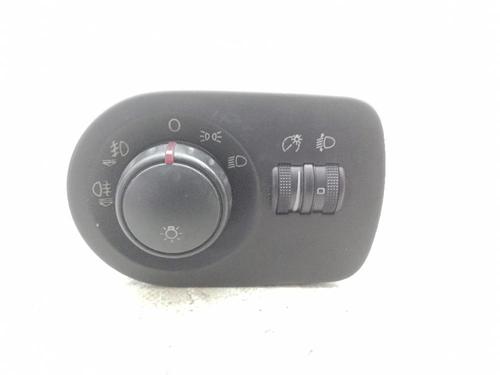 Used Headlight switch Headlight switch SEAT LEON (1P1) 1.9 TDI (105 hp) 24046667 24046667
