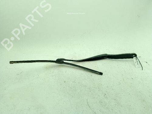 Front windshield wiper arm BMW 5 (F10) 530 d | BP27097498C143 