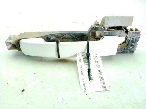 Used Front left exterior door handle NISSAN PATHFINDER III (R51) 2.5 dCi 4WD (171 hp) 31064245
