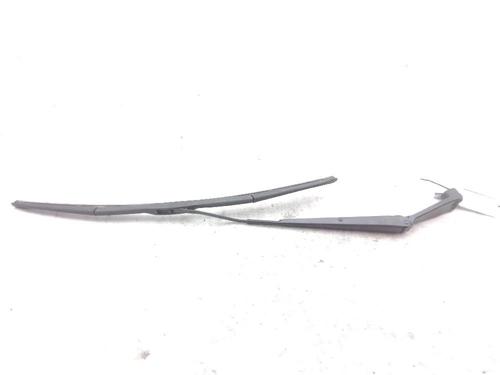 front-windshield-wiper-arm-suzuki-sx4-s-cross-jy-2013-24045926 main image
