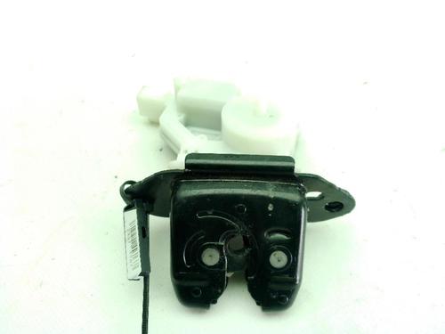 tailgate-lock-renault-kadjar-ha_-hl_-2015-33036919 main image