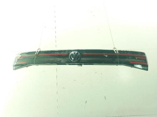 Used Rear center light VW TAIGO (CS1) 1.0 TSI (95 hp) 31752451