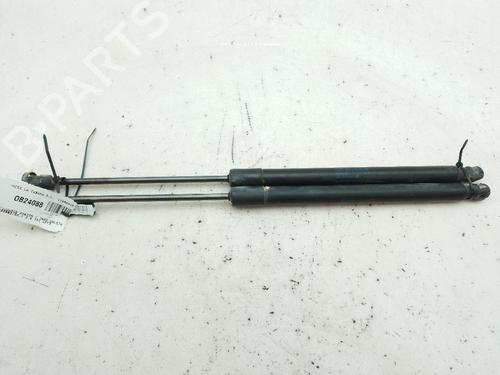 tailgate-lift-support-vw-tiguan-5n_-2007-2008-2009-2010-2011-2012-2013-2014-2015-2016-2017-2018-24121512 main image